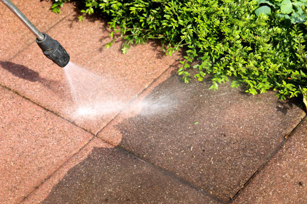 Best Garage Pressure Washing  in Lionville, PA